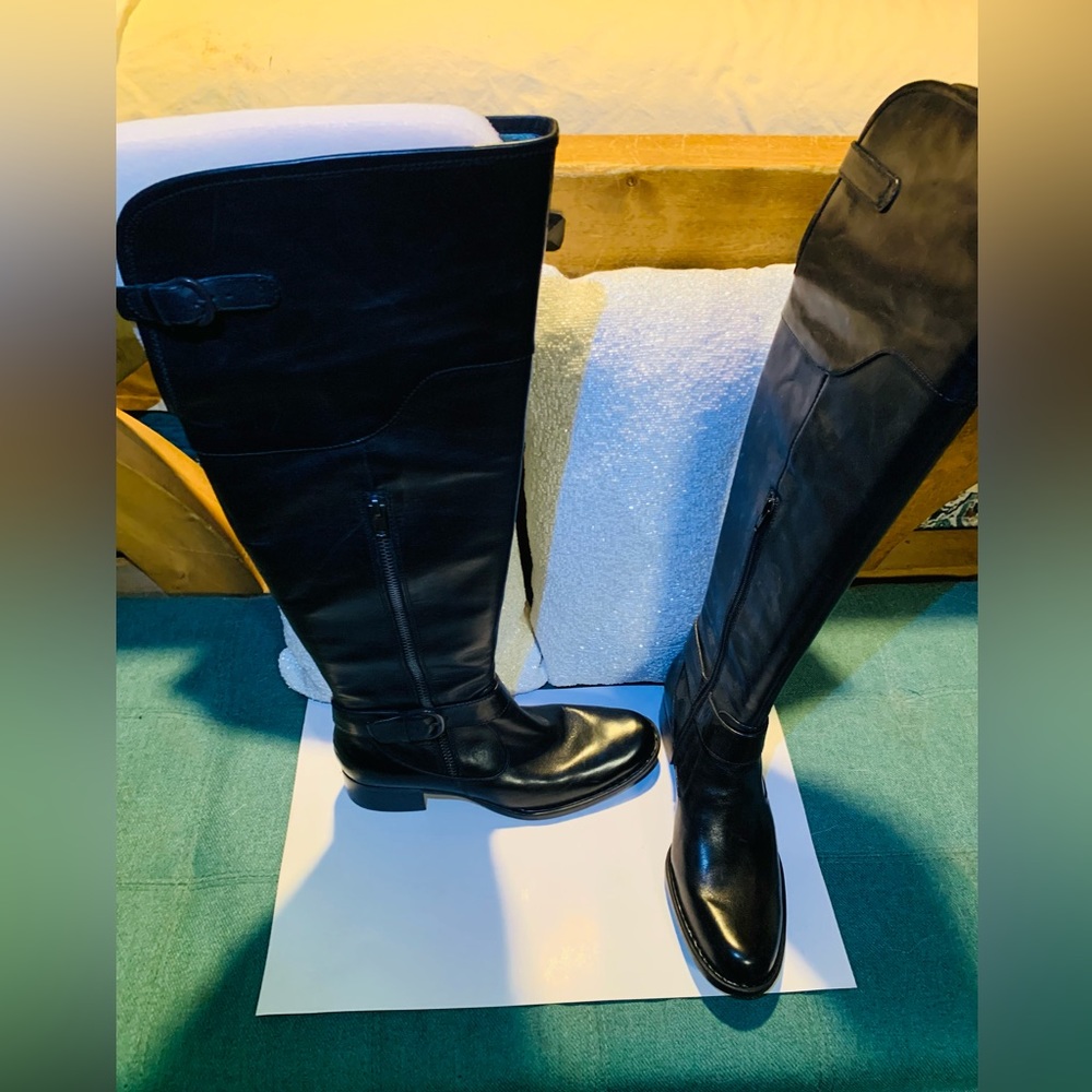 BORN Crown Collection Selyse Riding Boots - Picture 3 of 16